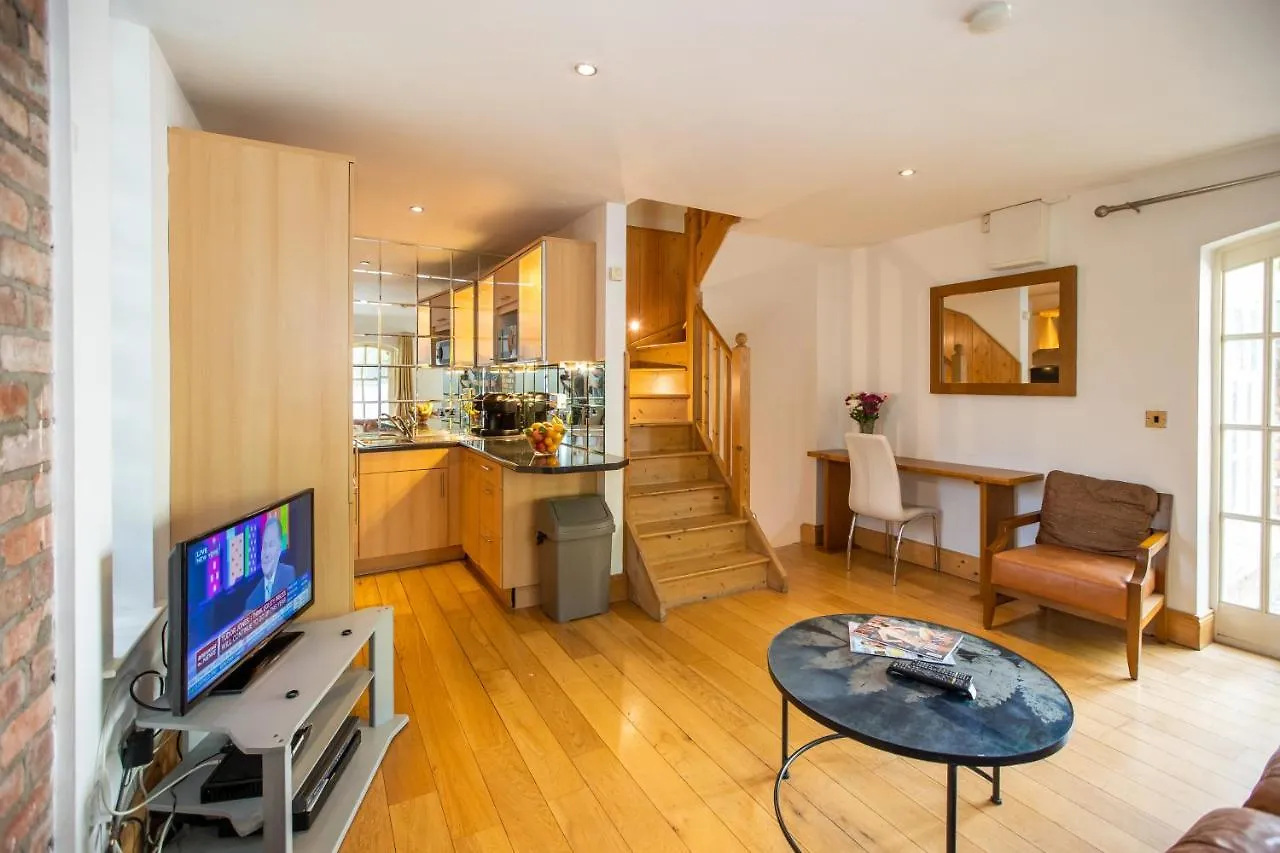 Ballsbridge Apartments Дублин 0*,  Ирландия