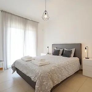 https://casa-primavera-burgau.hotelaalgarve.com